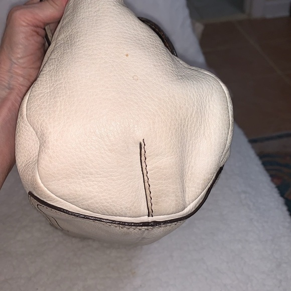 B Makowsky hobo off white/cream - Picture 4 of 8